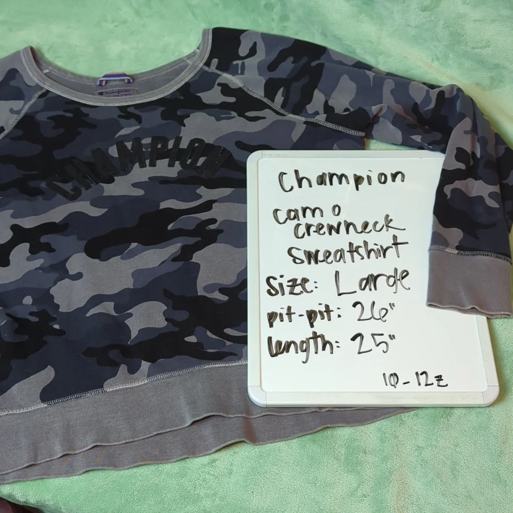 Champion Camo Crewneck Sweater Women's Large - Picture 1 of 6